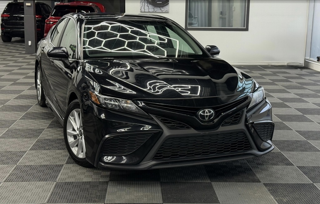 2021 Toyota Camry SE 4dr Sedan Automatic Leather Heated Seats And Steering Wheel Lane Departure Warning Blind Spot Detection