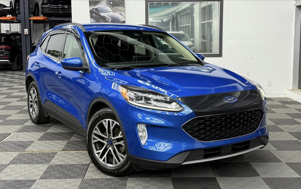 2020 Ford Escape SEL 4dr Automatic Clean Carfax Leather Navigation Blind Spot Monitoring Apple CarPlay Android Auto, Backup Camera