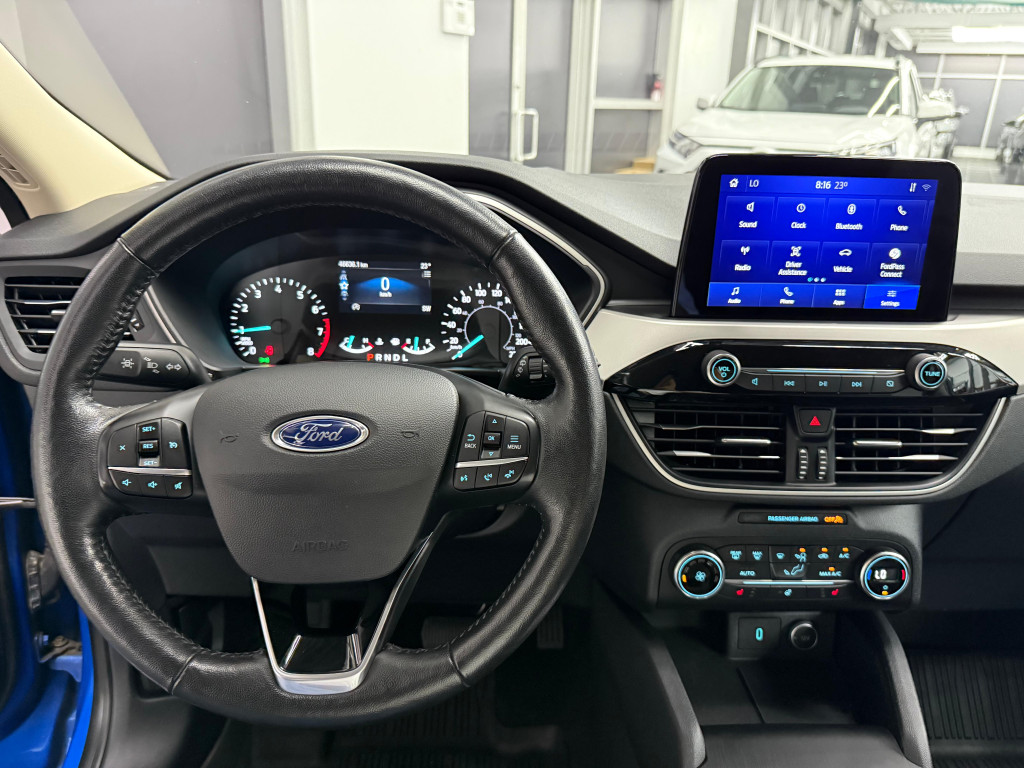 Georgian Auto Sales 2020 Ford Escape SEL 4dr Automatic Clean Carfax Leather Navigation Blind Spot Monitoring Apple CarPlay Android Auto, Backup Camera - 10