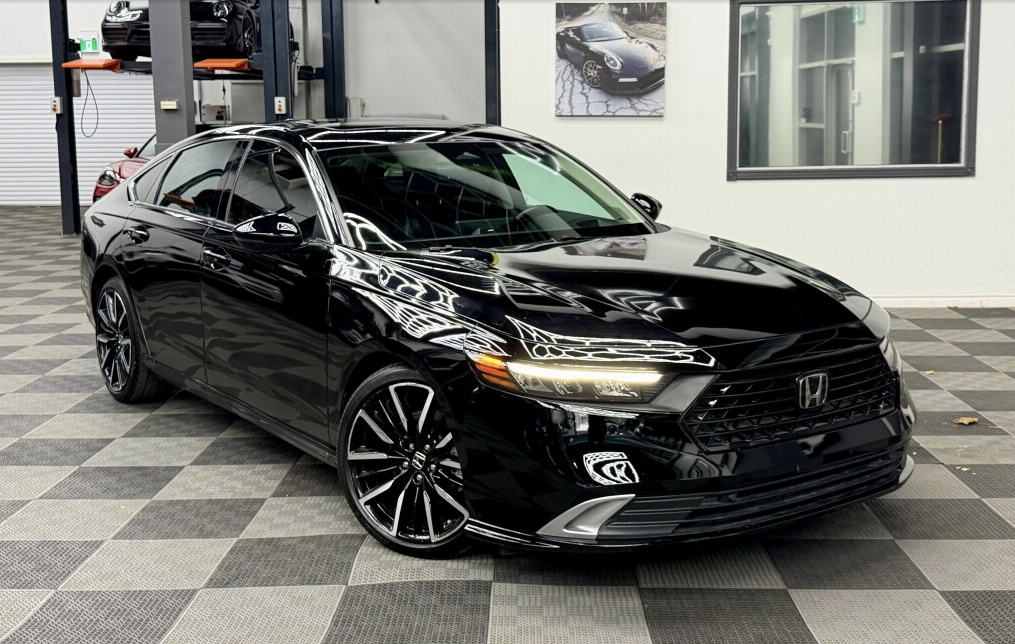 2025 Honda Accord Hybrid Touring Sedan Front Wheel Drive CVT