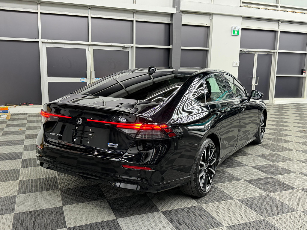 Georgian Auto Sales 2025 Honda Accord Hybrid Touring Sedan Front Wheel Drive CVT - 4