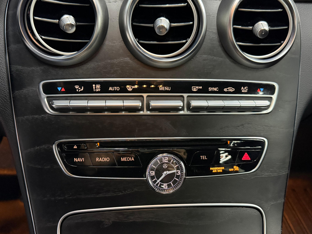 Georgian Auto Sales 2018 Mercedes-Benz C-Class C300 4MATIC Sedan Clean Carfax - 17