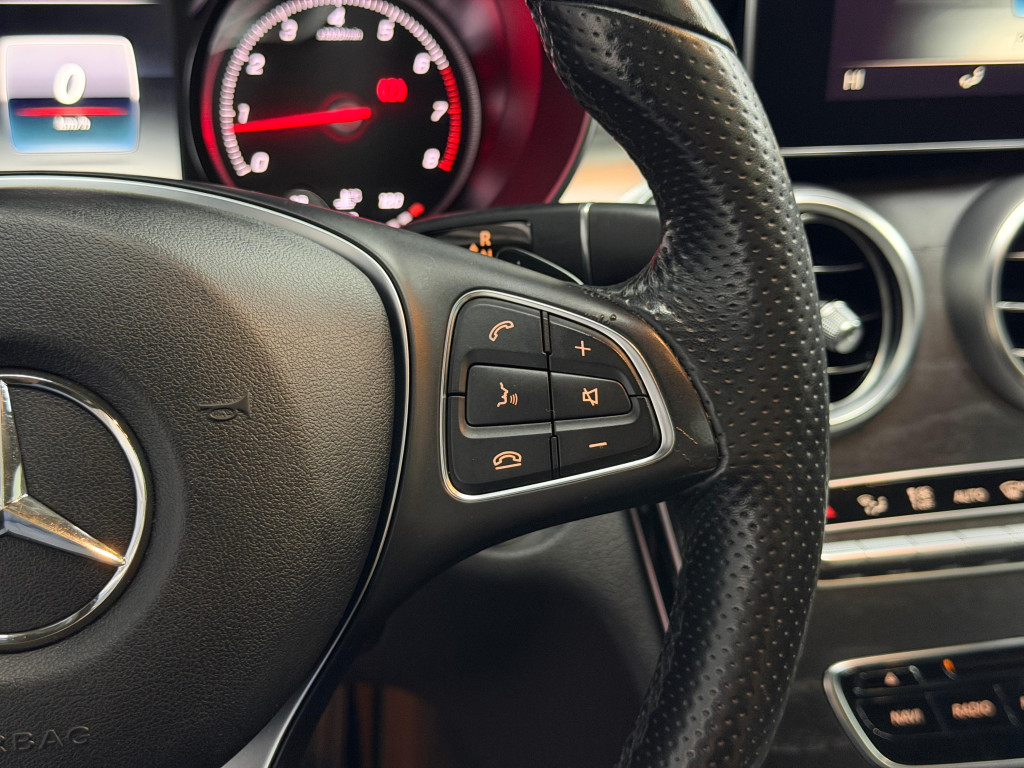 Georgian Auto Sales 2018 Mercedes-Benz C-Class C300 4MATIC Sedan Clean Carfax - 16