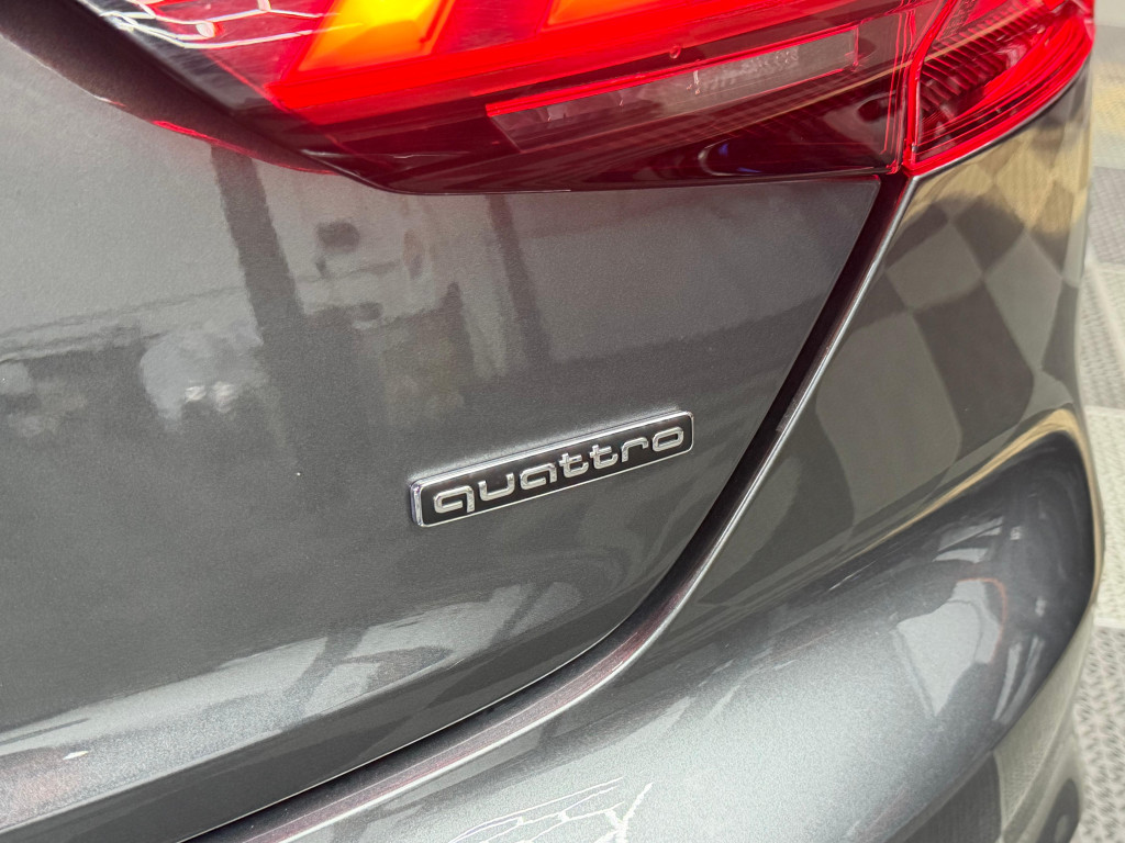 Georgian Auto Sales 2022 Audi A5 Progressiv quattro S-Line Clean Carfax - 14